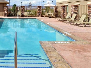 Holiday Inn Express & Suites Page Lake Powell