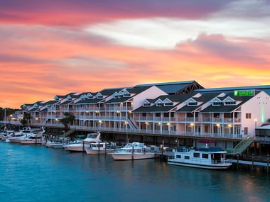 Holiday Inn & Suites Harbourside, Indian Rocks