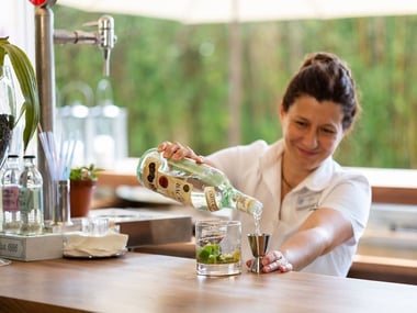 Hotel Aimia bar