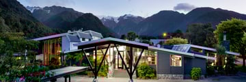 Hotel Scenic Franz Josef Glacier, Exterior