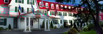 Hotel Tadoussac, Exterior