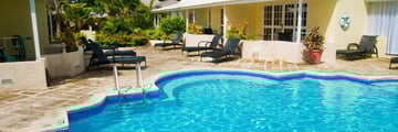 Pool at Island Inn Boutique Hotel