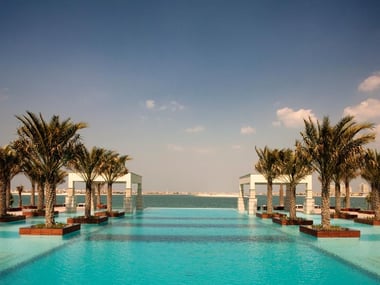 Jumeirah Zabeel Saray Infinity Pool