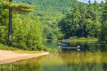 Kayaking on Little Pea Porridge Pond, New Hampshire
