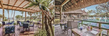 Coconut Cafe and Magenta Seafood Restaurant at La Pirogue