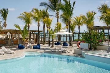 The main pool at Lagoon Attitude