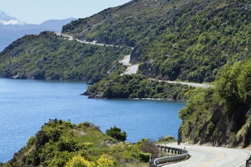 Winding coastal roads near Lake Wakatipu