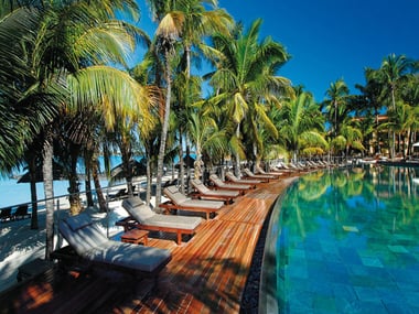 Le Mauricia pool and sun terrace