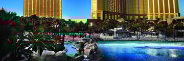 Mandalay Bay Resort and Casino, Exterior and Pool