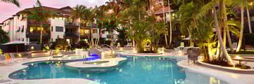 Mantra French Quarter, Pool at Dusk