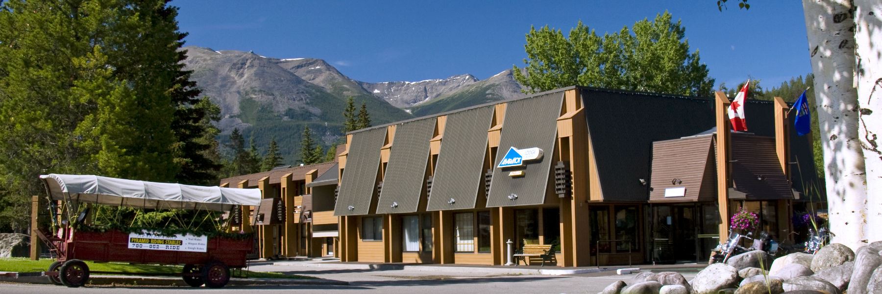 Marmot Lodge, Jasper Hotel | Canadian Sky