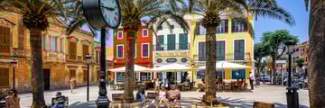 Plaza de Alfonso, Menorca