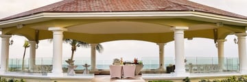 Wedding gazebo at Moon Palace Cancun