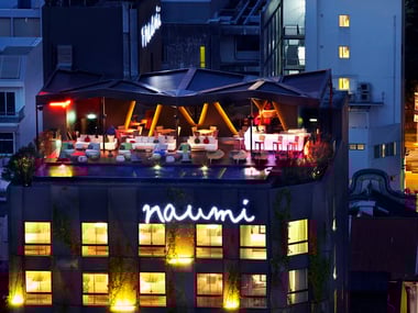 An aerial view of Naumi Hotel, Singapore