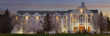 North Conway Grand, Exterior