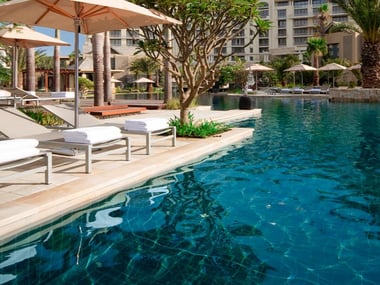 One&Only Cape Town infinity pool