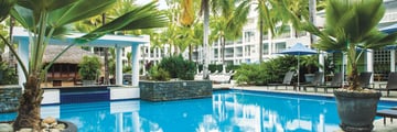 Hotel Exterior and Formal Pool at Peppers Beach Club and Spa 