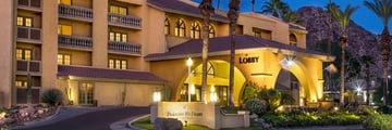 Pointe Hilton Squaw Peak, Exterior