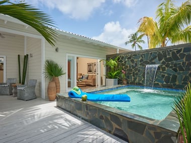 Premium Suite Pool View
