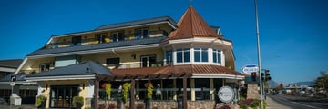Prestige Beach House Kelowna, Exterior