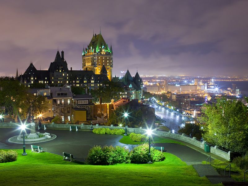 Quebec City at night