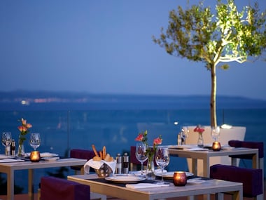 The Caper Grill at Radisson Blu Resort & Spa