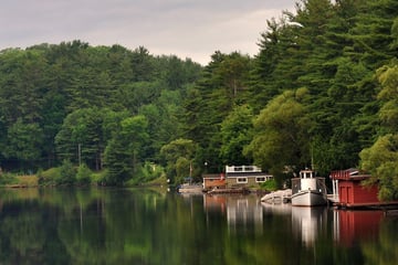 River lifestyle in Huntsville, Muskoka