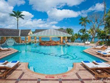 Sandals Negril Beach Resort & Spa pool