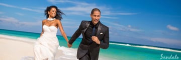 Bride and Groom at Sandals Royal Bahamian