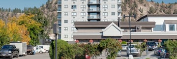 Sandman Hotel & Suites Kelowna, Exterior