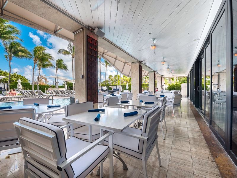 Santorini Greek Restaurant, South Beach Miami