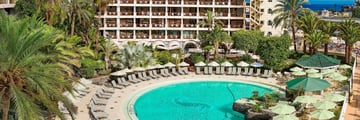 The pool at Seaside Sandy Beach