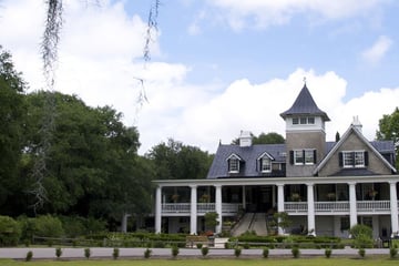 Southern Mansio magnolia platation, South Carolina