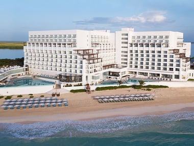 Sun Palace