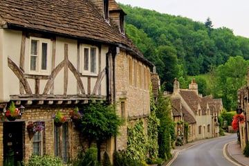 Quaint streets in the Cotswold