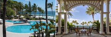 The Residence Mauritius pool and lobby