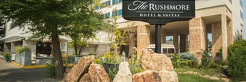 Exterior and Entrance at The Rushmore Hotel & Suites, Rapid City