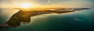 Shangri-La Rasa Rai Resort & Spa, overview of island