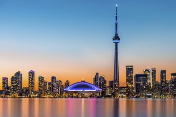 Toronto skyline at night