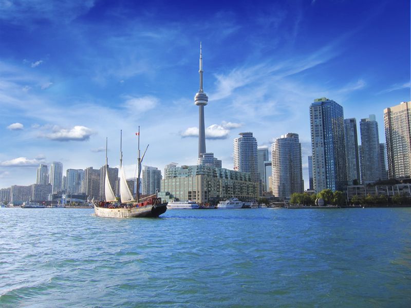 Toronto city skyline