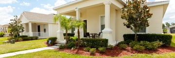 Trafalgar Village Resort Homes, Bond Street East Exterior