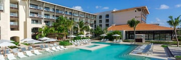 UNICO 20 87, Pool Area