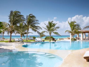 infinity pool Viceroy Riviera Maya