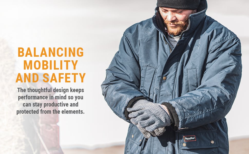 BALANCING MOBILITY AND SAFETY. The thoughtful design keeps performance in mind so you can stay productive and protected from the elements. 