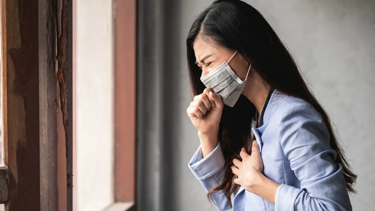 近期知名藝人徐熙媛 (藝名大S) 赴日旅遊，因流感併發重症而離世的消息，再度喚醒台灣民眾對疫情的恐懼，並重新聚焦於免疫健康。在營養補充的策略上，接骨木莓、沙棘與薑黃皆具有抗流感病毒的功效，可為日常免疫保養的天然選擇。