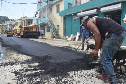 Trabajos que ejecuta la Alcaldía de SDE en Maquiteria avanzan a todo vapor