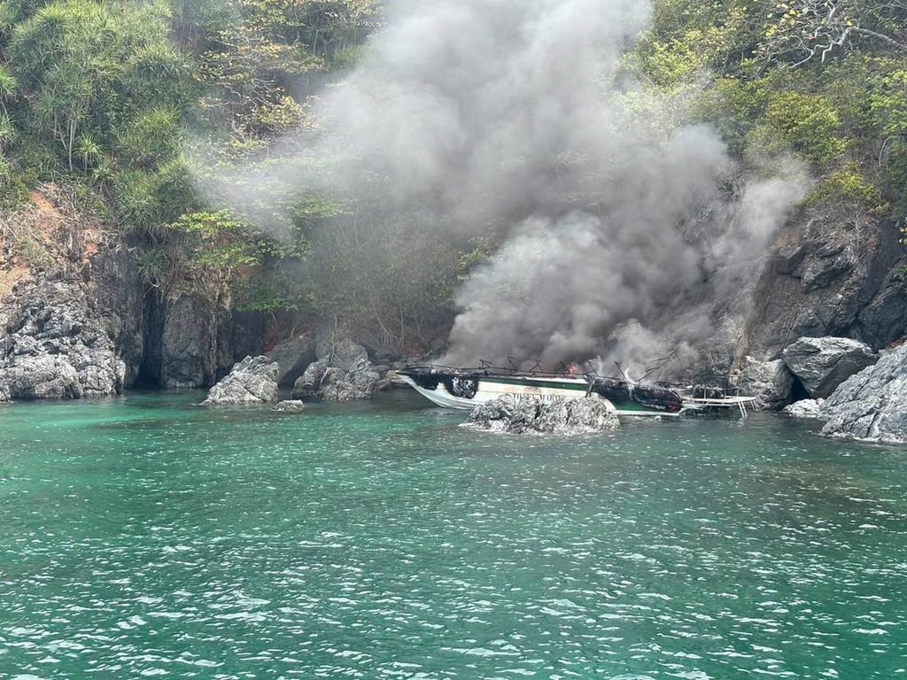 Explota lancha llena de turistas en medio del mar en Tailandia
