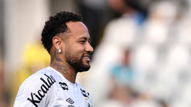 Empresario anónimo daría su millonaria herencia a Neymar