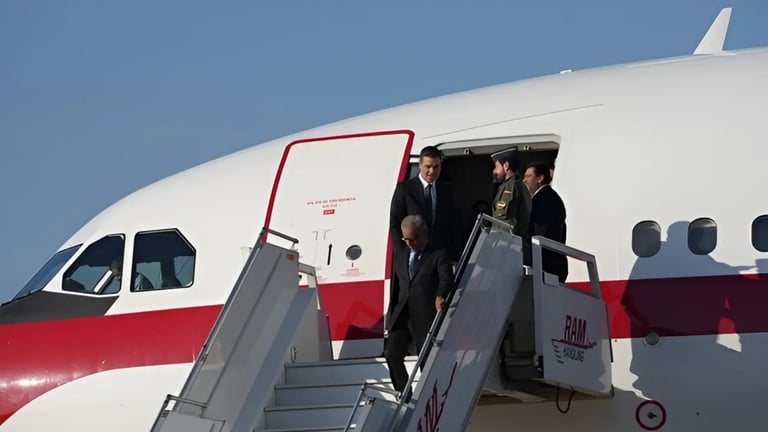 Avería afecta avión de presidente de España cuando iba a viajar a cumbre de París