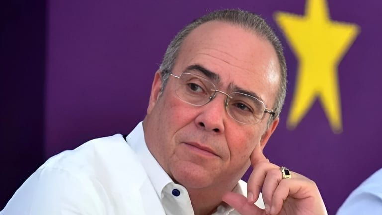 Mariotti propone al Tribunal Constitucional intervenir práctica del «transfuguismo político»